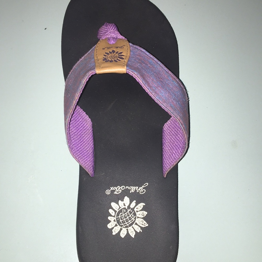 Flip flops - Picture 2 of 2